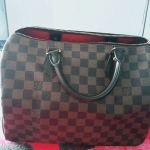 Louis Vuitton speedy 30